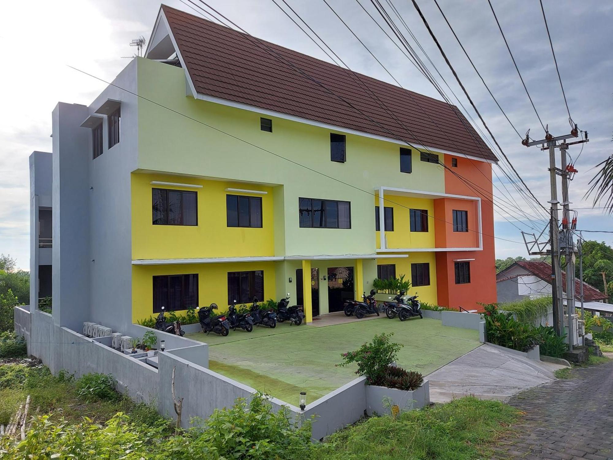 Yellow Guest House Uluwatu Exteriér fotografie